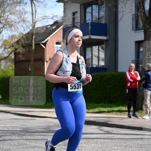 12.04.2026 - 45. Internationalen Wilhelmsburger Insellauf J. Mangold http://msf.ph/oto/9473672 12.04.2026 11:39:17 Ziel 5531 meine-sportfotos.de