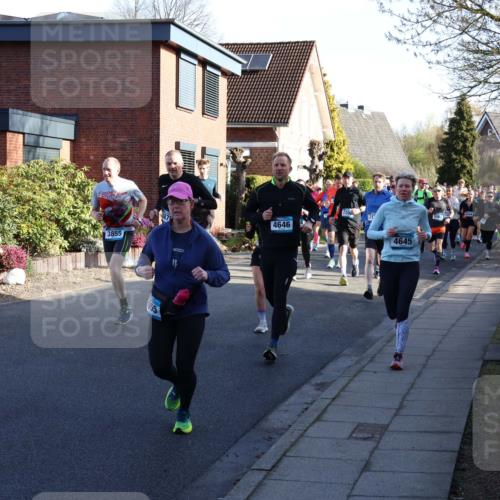 12.04.2026 - 45. Internationalen Wilhelmsburger Insellauf Yannick Fuchs http://msf.ph/oto/9473718 12.04.2026 08:58:59 Laufen 220, 21, 4646, 3855, 4645, 556 meine-sportfotos.de