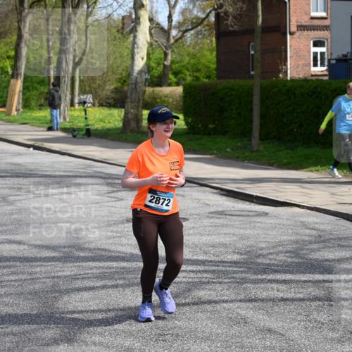 12.04.2026 - 45. Internationalen Wilhelmsburger Insellauf J. Mangold http://msf.ph/oto/9473743 12.04.2026 11:40:35 Ziel 2872, 4981, 2693, 5593 meine-sportfotos.de
