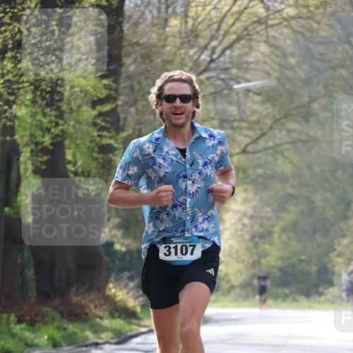 12.04.2026 - 45. Internationalen Wilhelmsburger Insellauf Yannick Fuchs http://msf.ph/oto/9473824 12.04.2026 10:02:47 Laufen 3107 meine-sportfotos.de