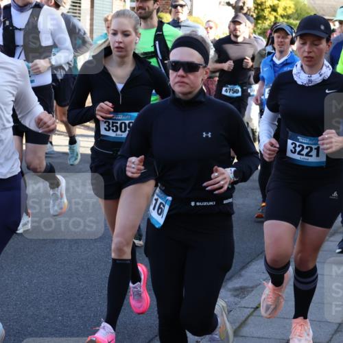 12.04.2026 - 45. Internationalen Wilhelmsburger Insellauf Yannick Fuchs http://msf.ph/oto/9473837 12.04.2026 08:59:06 Laufen 45, 3408, 3509, 16, 4750, 39, 3221, 3174, 830 meine-sportfotos.de