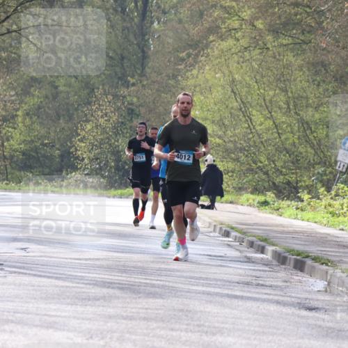 12.04.2026 - 45. Internationalen Wilhelmsburger Insellauf Yannick Fuchs http://msf.ph/oto/9473868 12.04.2026 10:03:09 Laufen 2751, 4012, 41 meine-sportfotos.de