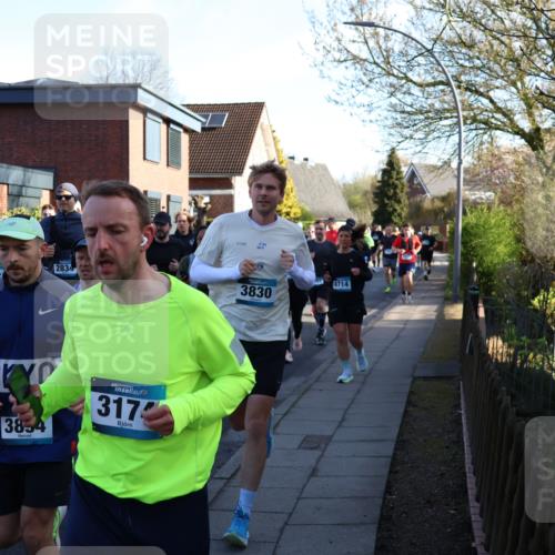 12.04.2026 - 45. Internationalen Wilhelmsburger Insellauf Yannick Fuchs http://msf.ph/oto/9473875 12.04.2026 08:59:08 Laufen 299, 2834, 4714, 3830, 4024, 3834, 45, 317 meine-sportfotos.de