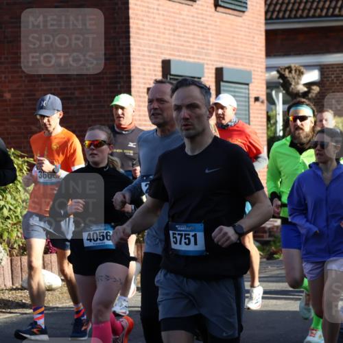 12.04.2026 - 45. Internationalen Wilhelmsburger Insellauf Yannick Fuchs http://msf.ph/oto/9473892 12.04.2026 08:59:13 Laufen 0000, 366, 4056, 5751 meine-sportfotos.de