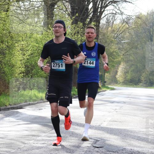 12.04.2026 - 45. Internationalen Wilhelmsburger Insellauf Yannick Fuchs http://msf.ph/oto/9473969 12.04.2026 10:03:20 Laufen 2751, 2144 meine-sportfotos.de