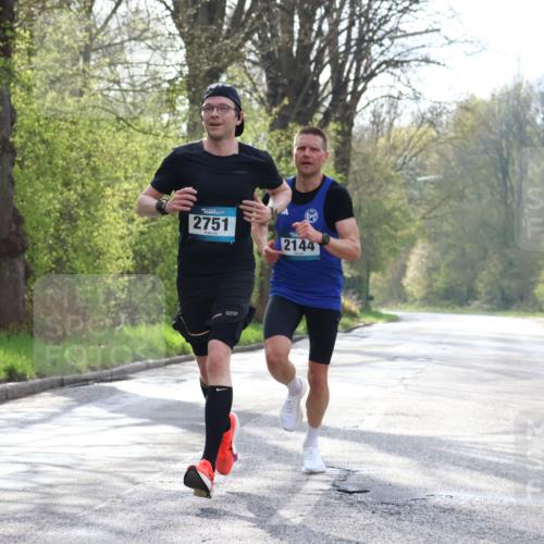 12.04.2026 - 45. Internationalen Wilhelmsburger Insellauf Yannick Fuchs http://msf.ph/oto/9473975 12.04.2026 10:03:20 Laufen 2751, 2144 meine-sportfotos.de
