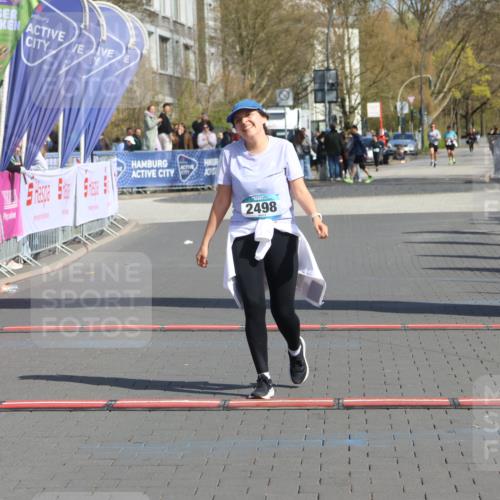 12.04.2026 - 45. Internationalen Wilhelmsburger Insellauf Strokosch-Dieckow http://msf.ph/oto/9474060 12.04.2026 11:30:43 Ziel 2498 meine-sportfotos.de