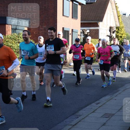 12.04.2026 - 45. Internationalen Wilhelmsburger Insellauf Yannick Fuchs http://msf.ph/oto/9474061 12.04.2026 08:59:25 Laufen 2530, 3952, 4182, 556, 3631, 4689, 578, 5047, 4756, 60, 2231 meine-sportfotos.de