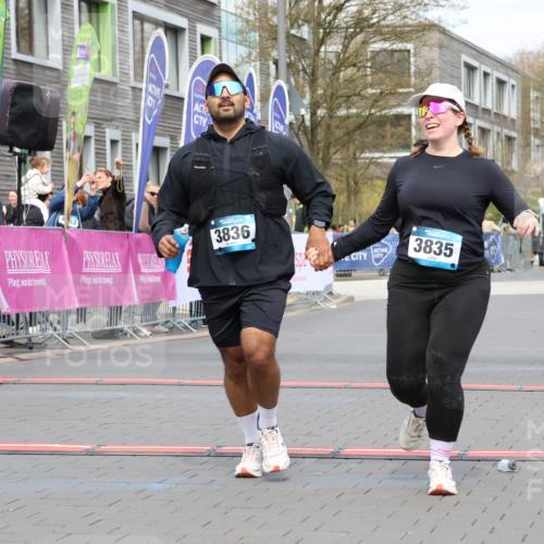 12.04.2026 - 45. Internationalen Wilhelmsburger Insellauf Strokosch-Dieckow http://msf.ph/oto/9474087 12.04.2026 13:33:24 Ziel 3836, 5224 meine-sportfotos.de