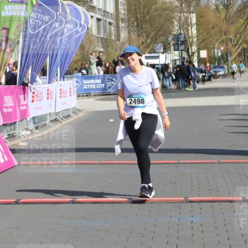 12.04.2026 - 45. Internationalen Wilhelmsburger Insellauf Strokosch-Dieckow http://msf.ph/oto/9474116 12.04.2026 11:30:43 Ziel 2498 meine-sportfotos.de
