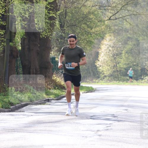 12.04.2026 - 45. Internationalen Wilhelmsburger Insellauf Yannick Fuchs http://msf.ph/oto/9474156 12.04.2026 10:04:47 Laufen 524 meine-sportfotos.de