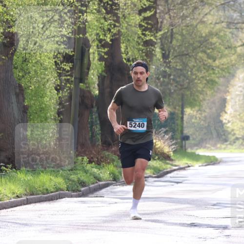 12.04.2026 - 45. Internationalen Wilhelmsburger Insellauf Yannick Fuchs http://msf.ph/oto/9474170 12.04.2026 10:04:49 Laufen 5240 meine-sportfotos.de