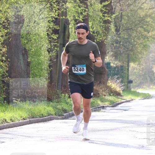 12.04.2026 - 45. Internationalen Wilhelmsburger Insellauf Yannick Fuchs http://msf.ph/oto/9474184 12.04.2026 10:04:49 Laufen 5240 meine-sportfotos.de