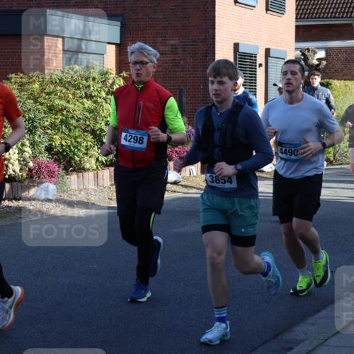 12.04.2026 - 45. Internationalen Wilhelmsburger Insellauf Yannick Fuchs http://msf.ph/oto/9474185 12.04.2026 08:59:37 Laufen 2986, 4298, 3854, 4490 meine-sportfotos.de