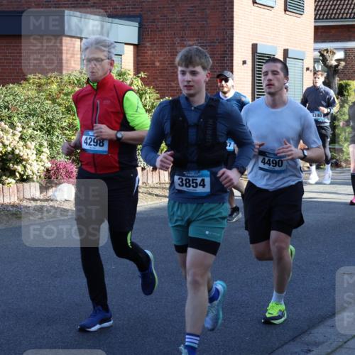 12.04.2026 - 45. Internationalen Wilhelmsburger Insellauf Yannick Fuchs http://msf.ph/oto/9474190 12.04.2026 08:59:37 Laufen 4298, 3854, 4490, 3340, 2618, 3624 meine-sportfotos.de