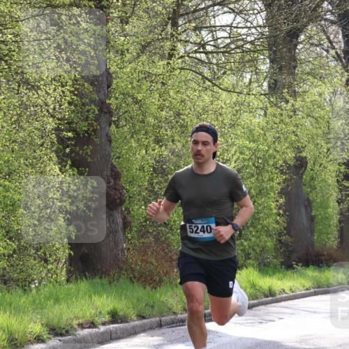 12.04.2026 - 45. Internationalen Wilhelmsburger Insellauf Yannick Fuchs http://msf.ph/oto/9474203 12.04.2026 10:04:52 Laufen 5240 meine-sportfotos.de