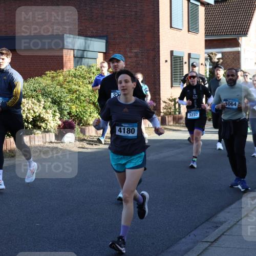 12.04.2026 - 45. Internationalen Wilhelmsburger Insellauf Yannick Fuchs http://msf.ph/oto/9474236 12.04.2026 08:59:41 Laufen 33, 32, 4180, 3237, 3064, 5617 meine-sportfotos.de