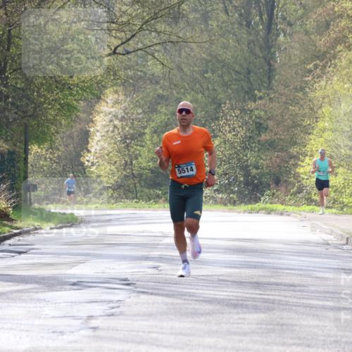 12.04.2026 - 45. Internationalen Wilhelmsburger Insellauf Yannick Fuchs http://msf.ph/oto/9474254 12.04.2026 10:05:03 Laufen 5514, 2119 meine-sportfotos.de