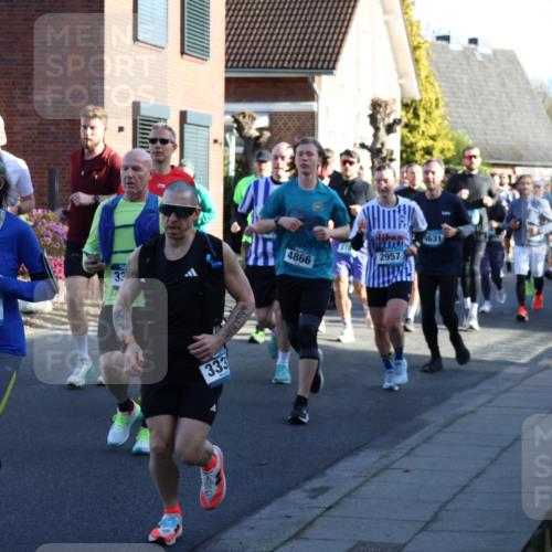 12.04.2026 - 45. Internationalen Wilhelmsburger Insellauf Yannick Fuchs http://msf.ph/oto/9474282 12.04.2026 08:59:48 Laufen 4585, 33, 333, 1323, 4631, 278, 4866, 2957 meine-sportfotos.de