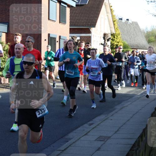 12.04.2026 - 45. Internationalen Wilhelmsburger Insellauf Yannick Fuchs http://msf.ph/oto/9474290 12.04.2026 08:59:48 Laufen 4585, 3323, 2847, 4503, 4866, 2957, 3337, 658 meine-sportfotos.de