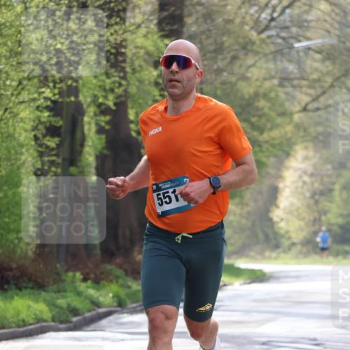 12.04.2026 - 45. Internationalen Wilhelmsburger Insellauf Yannick Fuchs http://msf.ph/oto/9474302 12.04.2026 10:05:08 Laufen 9, 551 meine-sportfotos.de