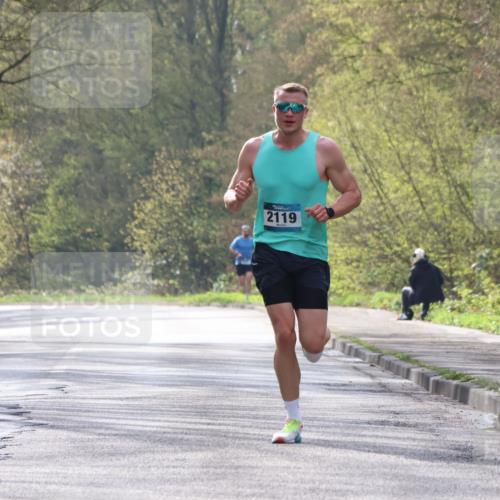 12.04.2026 - 45. Internationalen Wilhelmsburger Insellauf Yannick Fuchs http://msf.ph/oto/9474345 12.04.2026 10:05:21 Laufen 2119, 457 meine-sportfotos.de