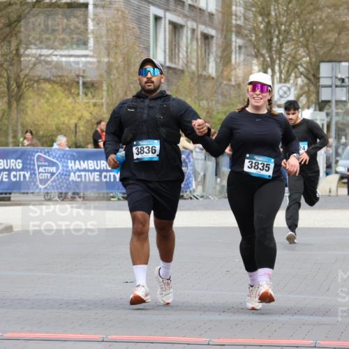 12.04.2026 - 45. Internationalen Wilhelmsburger Insellauf Strokosch-Dieckow http://msf.ph/oto/9474360 12.04.2026 13:33:21 Ziel 3836, 5224 meine-sportfotos.de