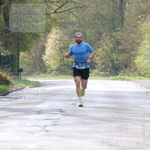 12.04.2026 - 45. Internationalen Wilhelmsburger Insellauf Yannick Fuchs http://msf.ph/oto/9474421 12.04.2026 10:05:40 Laufen 3979 meine-sportfotos.de