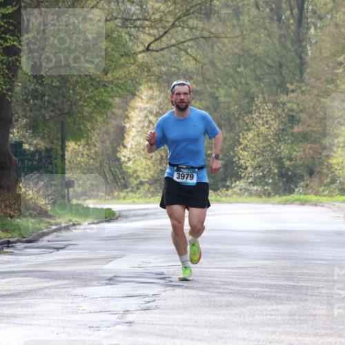 12.04.2026 - 45. Internationalen Wilhelmsburger Insellauf Yannick Fuchs http://msf.ph/oto/9474437 12.04.2026 10:05:41 Laufen 3979 meine-sportfotos.de