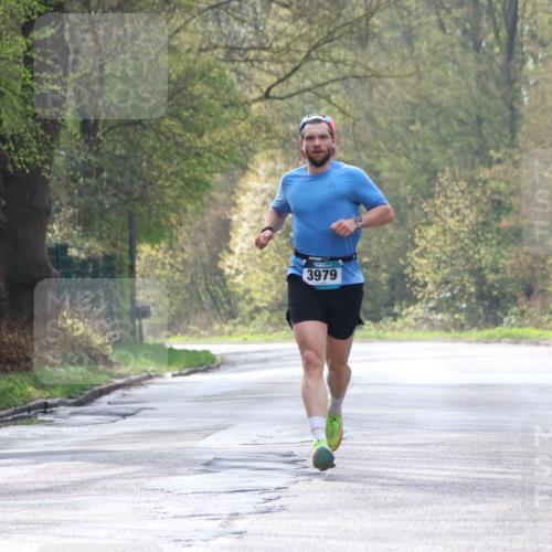 12.04.2026 - 45. Internationalen Wilhelmsburger Insellauf Yannick Fuchs http://msf.ph/oto/9474442 12.04.2026 10:05:42 Laufen 3979 meine-sportfotos.de