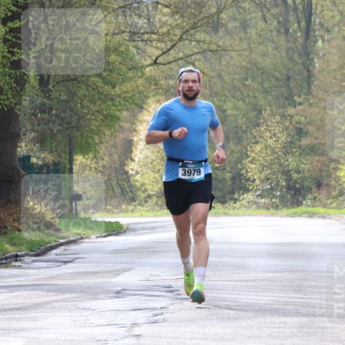 12.04.2026 - 45. Internationalen Wilhelmsburger Insellauf Yannick Fuchs http://msf.ph/oto/9474449 12.04.2026 10:05:42 Laufen 3979 meine-sportfotos.de