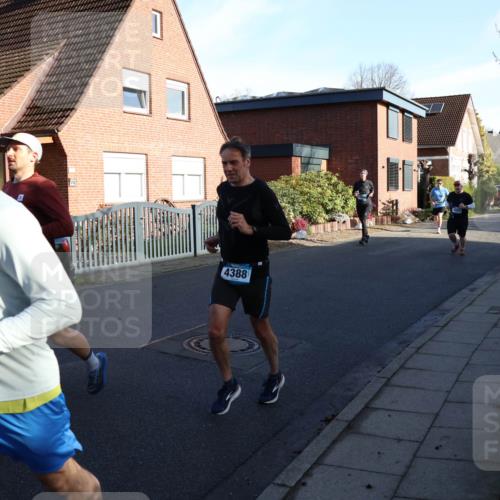 12.04.2026 - 45. Internationalen Wilhelmsburger Insellauf Yannick Fuchs http://msf.ph/oto/9474525 12.04.2026 09:00:09 Laufen 60, 4388 meine-sportfotos.de