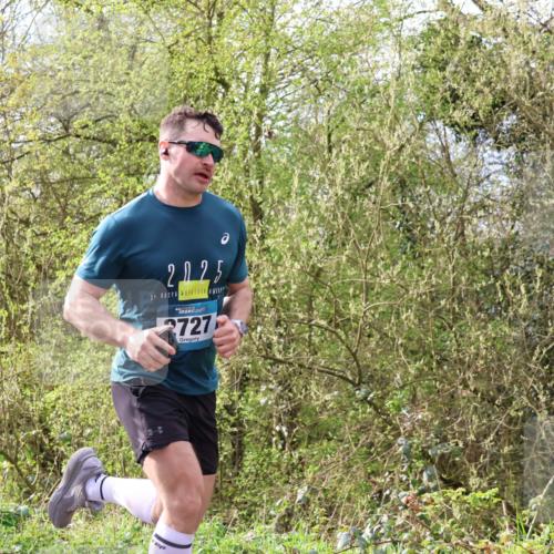12.04.2026 - 45. Internationalen Wilhelmsburger Insellauf Yannick Fuchs http://msf.ph/oto/9474535 12.04.2026 10:06:38 Laufen 2225, 39, 2727 meine-sportfotos.de