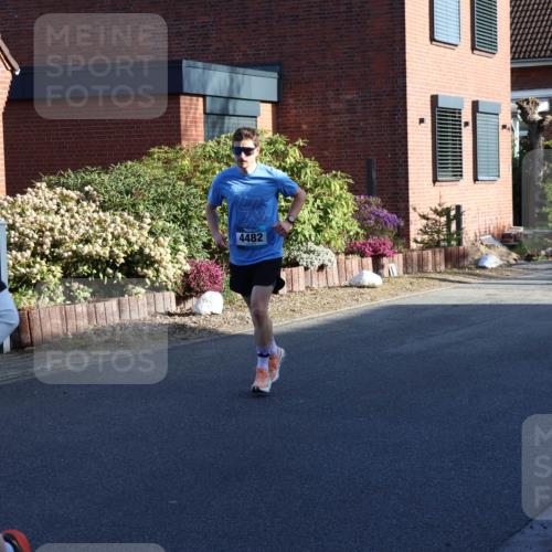 12.04.2026 - 45. Internationalen Wilhelmsburger Insellauf Yannick Fuchs http://msf.ph/oto/9474559 12.04.2026 09:00:12 Laufen 4991, 94, 4482, 4927 meine-sportfotos.de