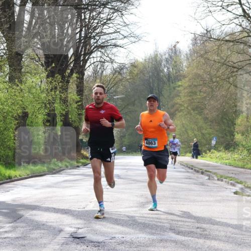 12.04.2026 - 45. Internationalen Wilhelmsburger Insellauf Yannick Fuchs http://msf.ph/oto/9474601 12.04.2026 10:06:45 Laufen 4863 meine-sportfotos.de