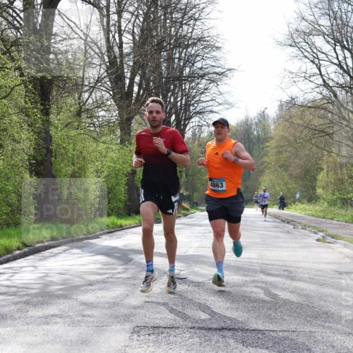 12.04.2026 - 45. Internationalen Wilhelmsburger Insellauf Yannick Fuchs http://msf.ph/oto/9474617 12.04.2026 10:06:46 Laufen 4863 meine-sportfotos.de