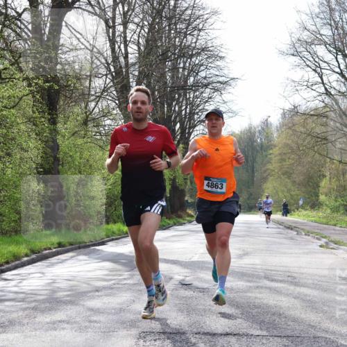 12.04.2026 - 45. Internationalen Wilhelmsburger Insellauf Yannick Fuchs http://msf.ph/oto/9474621 12.04.2026 10:06:47 Laufen 4863 meine-sportfotos.de