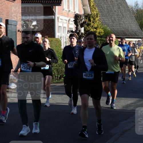 12.04.2026 - 45. Internationalen Wilhelmsburger Insellauf Yannick Fuchs http://msf.ph/oto/9474650 12.04.2026 09:00:24 Laufen 3435, 2554, 255, 4825, 3916 meine-sportfotos.de