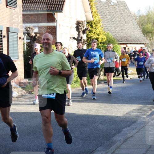 12.04.2026 - 45. Internationalen Wilhelmsburger Insellauf Yannick Fuchs http://msf.ph/oto/9474667 12.04.2026 09:00:26 Laufen 2553, 209, 4147, 146, 3223, 3349, 3332, 3916, 33 meine-sportfotos.de