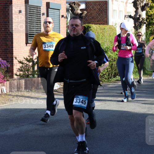 12.04.2026 - 45. Internationalen Wilhelmsburger Insellauf Yannick Fuchs http://msf.ph/oto/9474749 12.04.2026 09:00:33 Laufen 3349, 532, 597, 5333, 4464, 3345, 574 meine-sportfotos.de