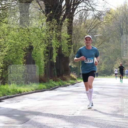 12.04.2026 - 45. Internationalen Wilhelmsburger Insellauf Yannick Fuchs http://msf.ph/oto/9474757 12.04.2026 10:07:01 Laufen 2177 meine-sportfotos.de
