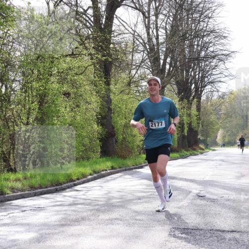 12.04.2026 - 45. Internationalen Wilhelmsburger Insellauf Yannick Fuchs http://msf.ph/oto/9474775 12.04.2026 10:07:03 Laufen 2177 meine-sportfotos.de