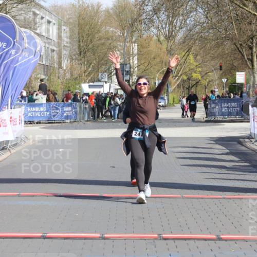 12.04.2026 - 45. Internationalen Wilhelmsburger Insellauf Strokosch-Dieckow http://msf.ph/oto/9474824 12.04.2026 11:31:39 Ziel 2475, 2279 meine-sportfotos.de