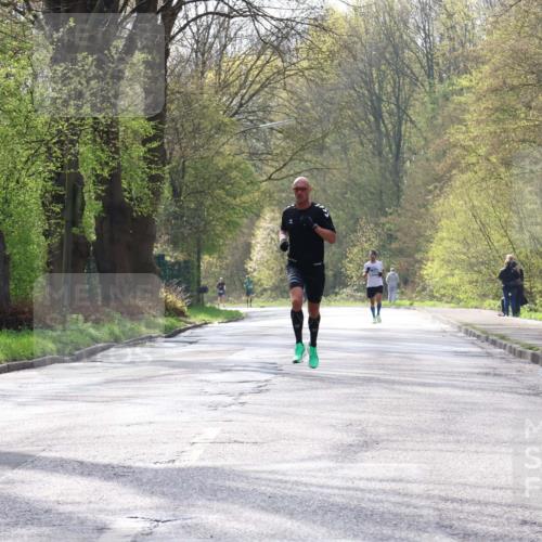 12.04.2026 - 45. Internationalen Wilhelmsburger Insellauf Yannick Fuchs http://msf.ph/oto/9474828 12.04.2026 10:07:10 Laufen  meine-sportfotos.de
