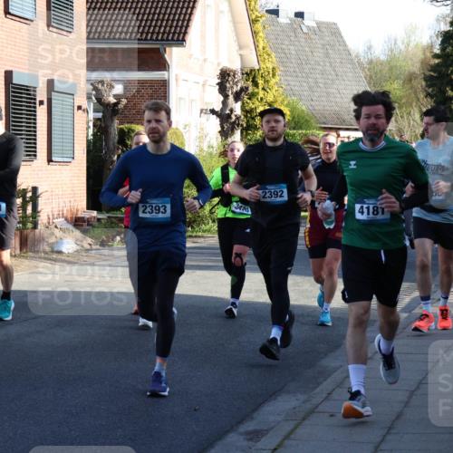 12.04.2026 - 45. Internationalen Wilhelmsburger Insellauf Yannick Fuchs http://msf.ph/oto/9474843 12.04.2026 09:00:43 Laufen 3151, 2393, 3420, 2392, 4181 meine-sportfotos.de