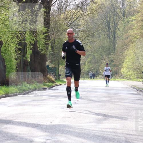 12.04.2026 - 45. Internationalen Wilhelmsburger Insellauf Yannick Fuchs http://msf.ph/oto/9474849 12.04.2026 10:07:12 Laufen  meine-sportfotos.de