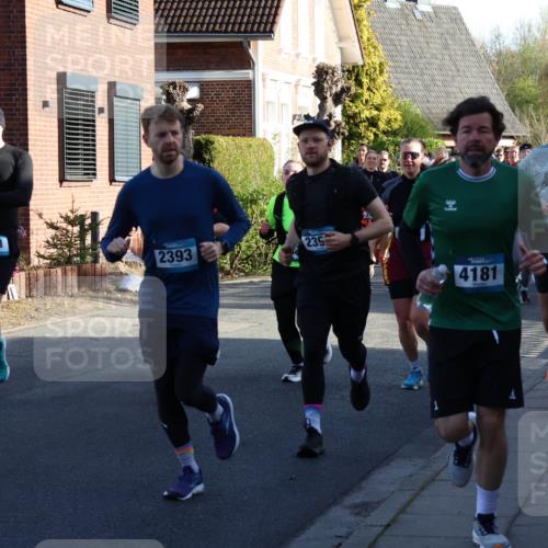 12.04.2026 - 45. Internationalen Wilhelmsburger Insellauf Yannick Fuchs http://msf.ph/oto/9474850 12.04.2026 09:00:43 Laufen 3151, 2393, 235, 4181, 2358, 4440 meine-sportfotos.de