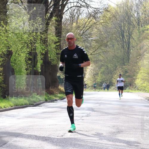 12.04.2026 - 45. Internationalen Wilhelmsburger Insellauf Yannick Fuchs http://msf.ph/oto/9474854 12.04.2026 10:07:13 Laufen  meine-sportfotos.de