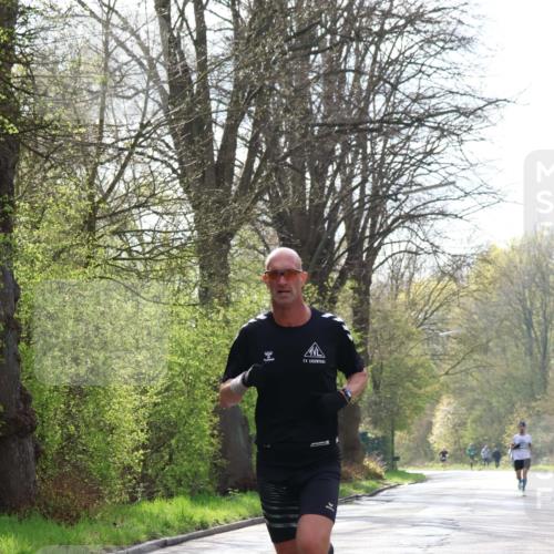 12.04.2026 - 45. Internationalen Wilhelmsburger Insellauf Yannick Fuchs http://msf.ph/oto/9474862 12.04.2026 10:07:14 Laufen  meine-sportfotos.de