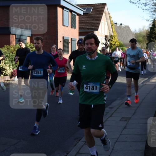 12.04.2026 - 45. Internationalen Wilhelmsburger Insellauf Yannick Fuchs http://msf.ph/oto/9474864 12.04.2026 09:00:45 Laufen 31, 2393, 2579, 4181, 2338 meine-sportfotos.de
